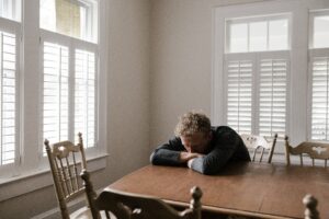 Moving to a New City Alone? Here's What to Do 5 pexels andrew neel 5255996