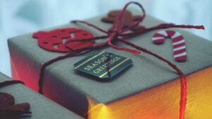 The Best Thank You Gifts for Neighbors 8 seasonal gift